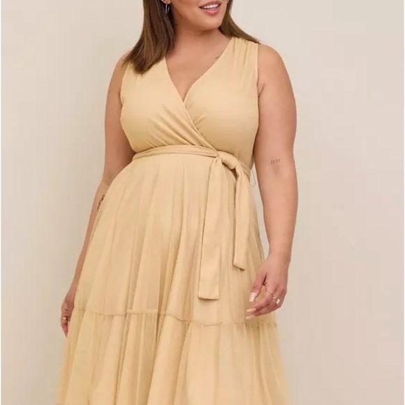 Torrid Gold Midi Dress size 26, Glitter Lurex Surplice Tiered Dress - Picture 2 of 10